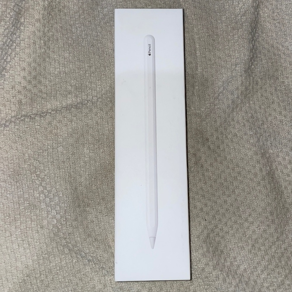 Apple Pencil box